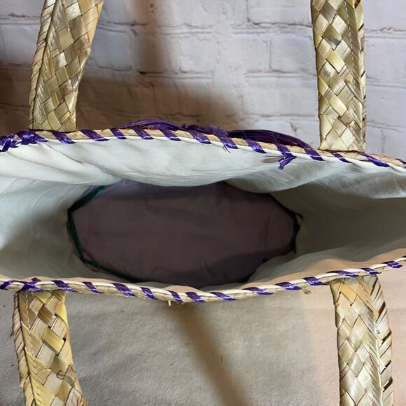 Vintage 1960s or 1970s Straw and Raffia Handbag or Small Tote Floral Beachy - Picture 9 of 16